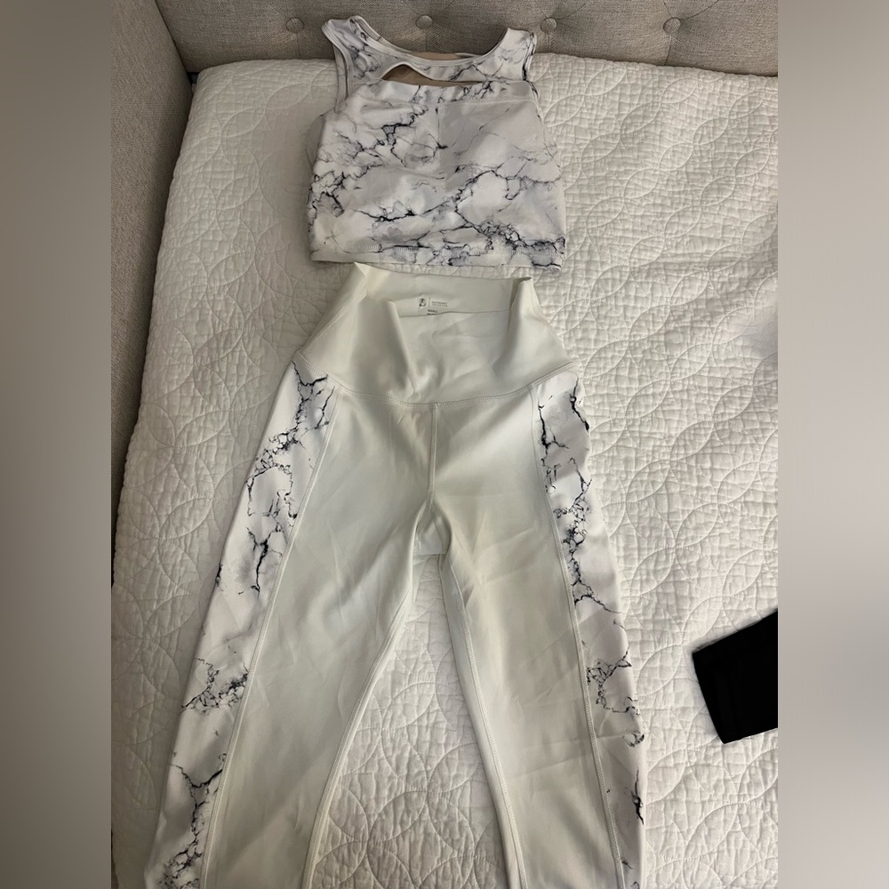 Buffbunny White Marble Crop Top and leggings